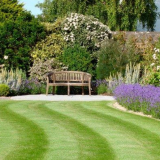 Ideální trávník s vlastními rukama: jak a když je nejlepší zasít tr...